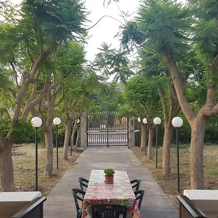 Aparthotel Pinnisi Francofonte