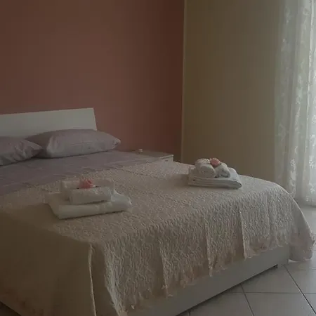 Aparthotel Pinnisi *